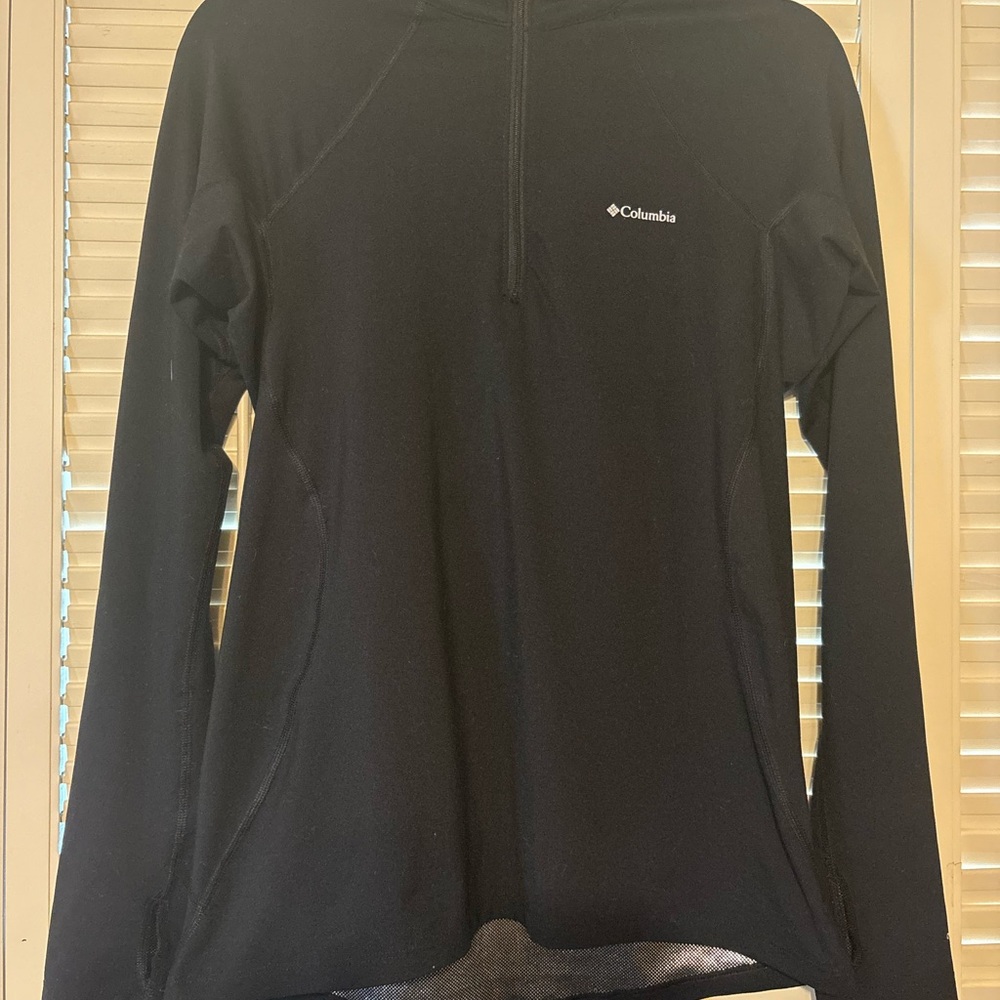Columbia Black Quarter-Zip Jacket! Womens large!